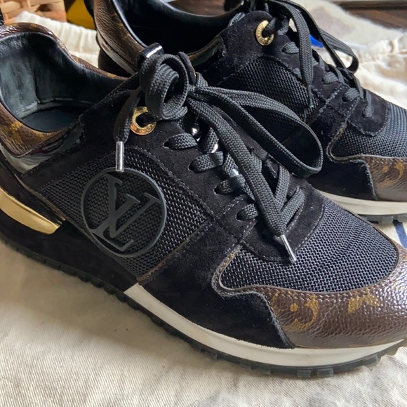 Louis Vuitton Runaway Sneaker - Picture 1 of 16